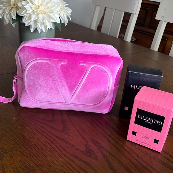 Valentino Handbags - NIP Valentino Rose Pink Velvet Zip BAG